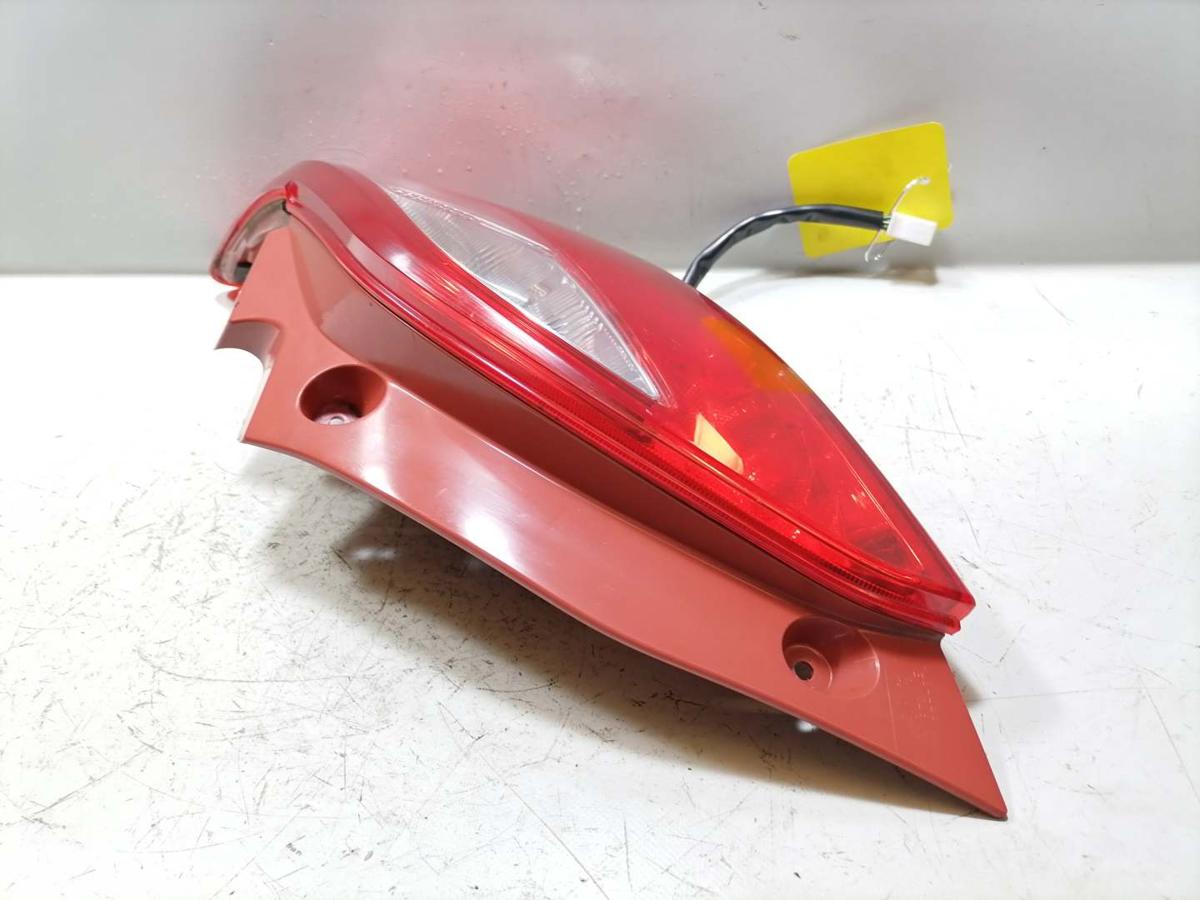 Mazda 2 DE original R&uuml;cklicht R&uuml;ckleuchte Schlussleuchte rechts Bj.2009